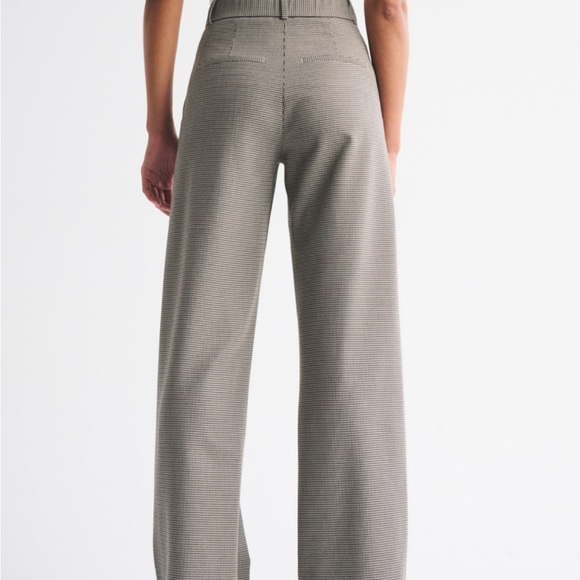 Abercrombie Sloane Tailored Wide Leg Pant - Picture 2 of 5